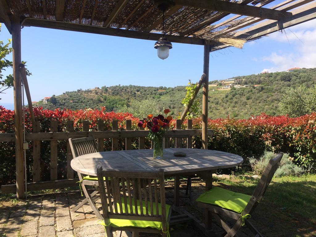 Uliveto Saglietto Agriturismo A Poggi Apartments Imperia Extérieur photo